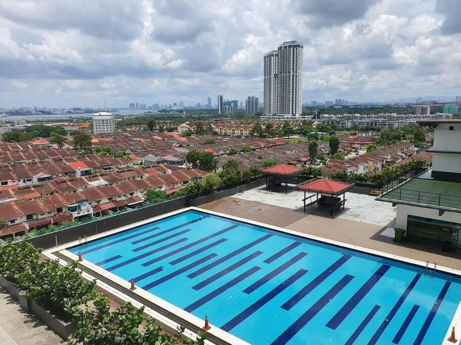 Seaview Homestay Masai By Heyday Exterior photo